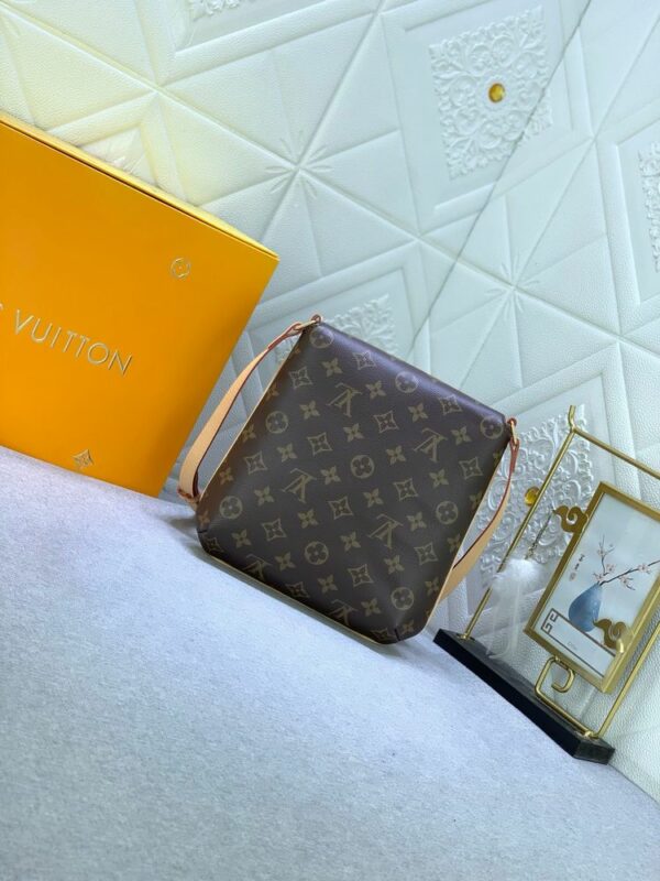 New Arrival L*V Handbag 1386