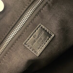 b812233f