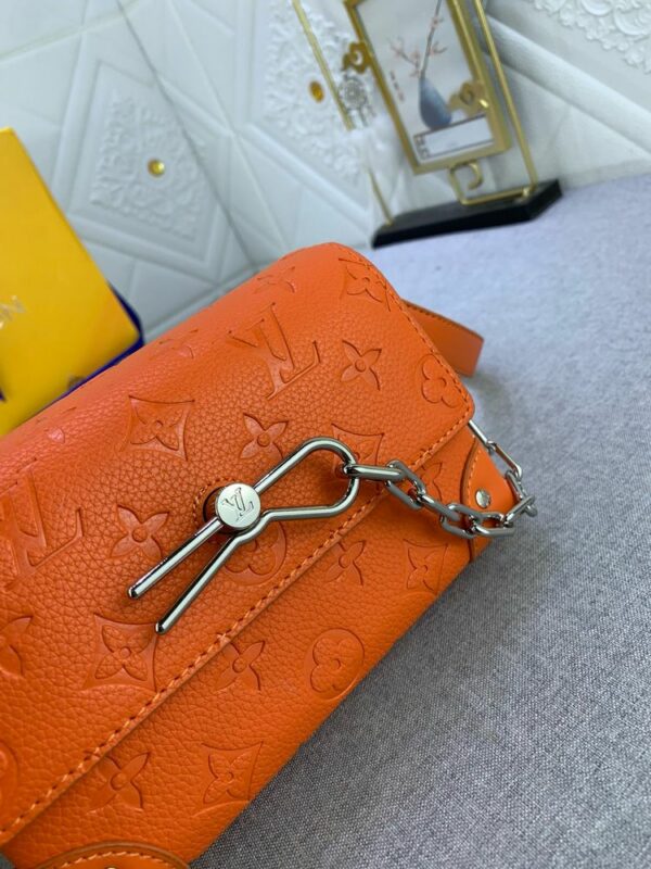 New Arrival L*V Handbag 1370