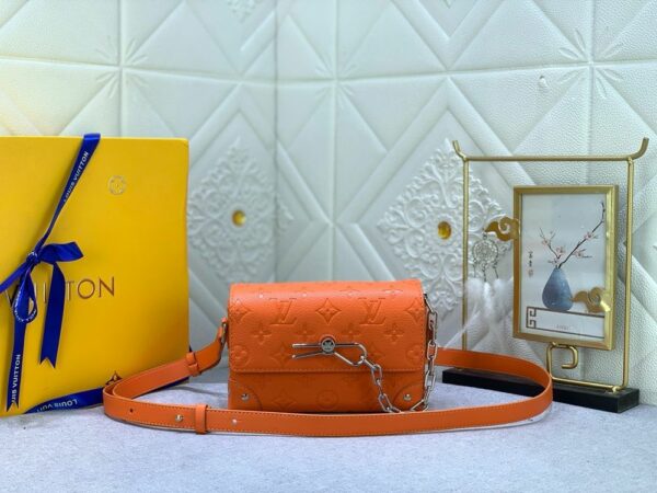 New Arrival L*V Handbag 1370