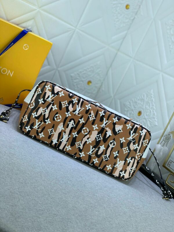 New Arrival L*V Handbag 1369