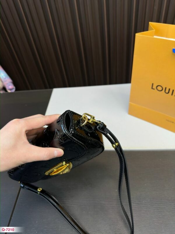 New Arrival LV Handbag L759