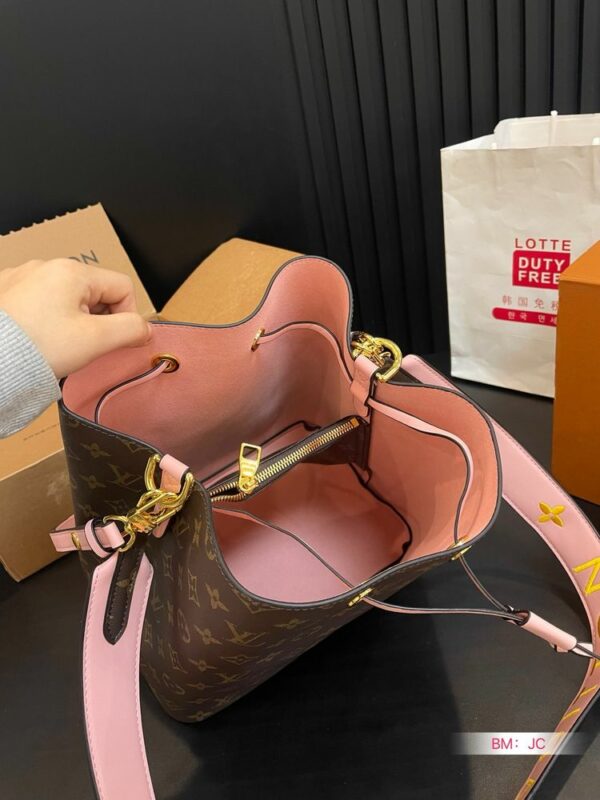New Arrival LV Handbag L752