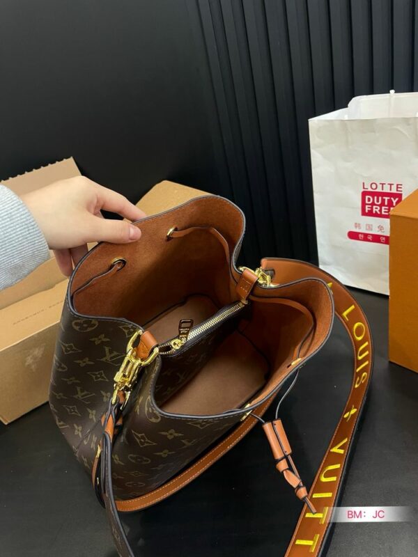 New Arrival LV Handbag L752