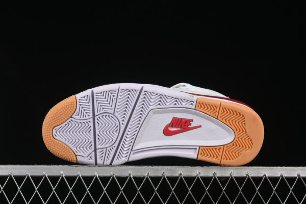 AJ 4 Retro SB Varsity Red DR5415-106