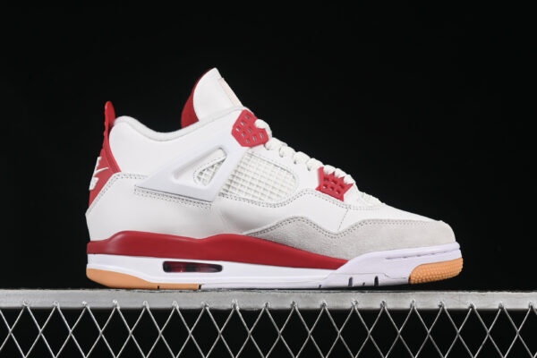 AJ 4 Retro SB Varsity Red DR5415-106