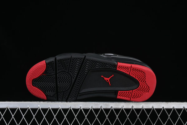 AJ 4 RM Bred FQ7939-060