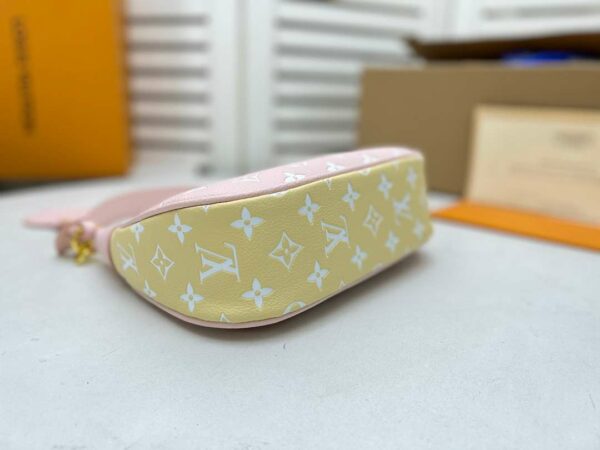 New Arrival L*V Handbag 1042