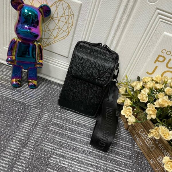 New Arrival L*V Handbag 945