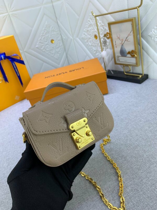 New Arrival L*V Handbag 848