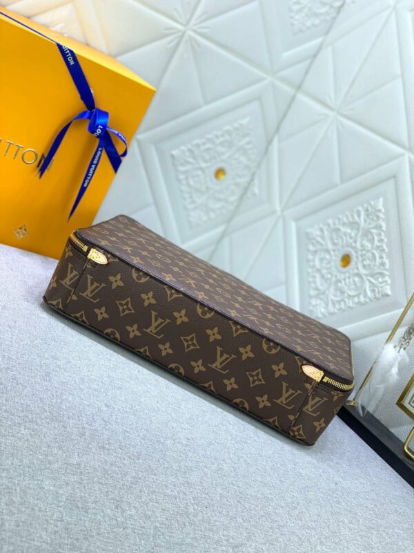 New Arrival L*V Handbag 844