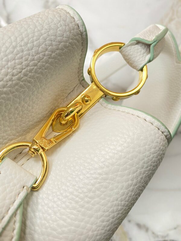 New Arrival L*V Handbag 819