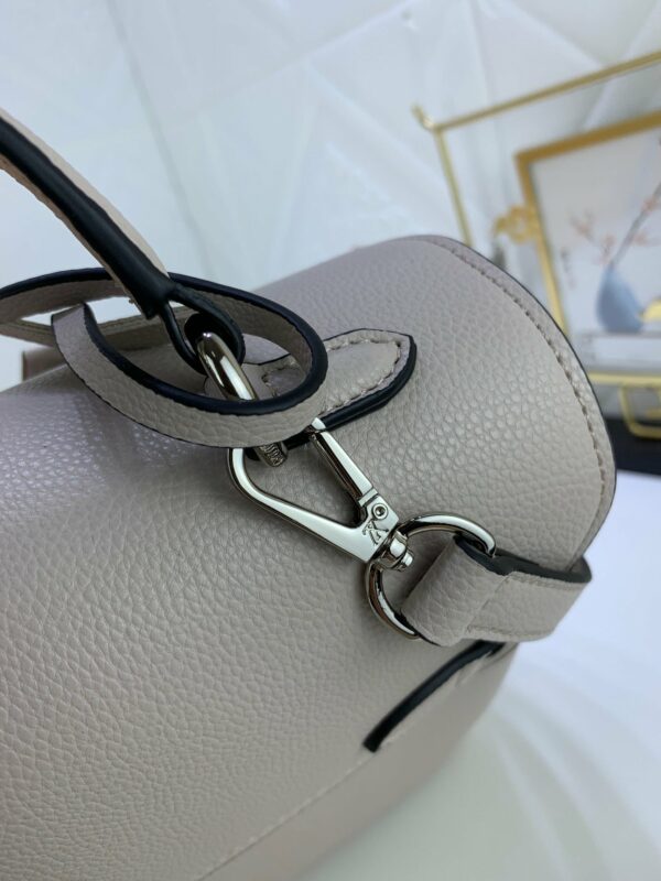 New Arrival L*V Handbag 783