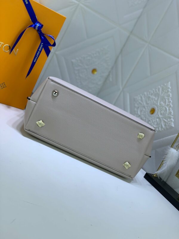 New Arrival L*V Handbag 783