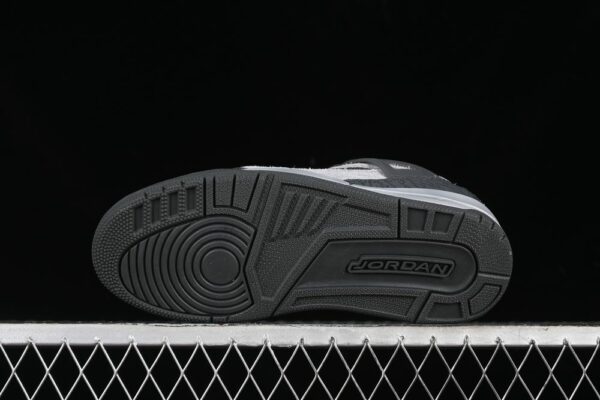 AJ Spizike Low Anthracite Gym Red FQ1759-002
