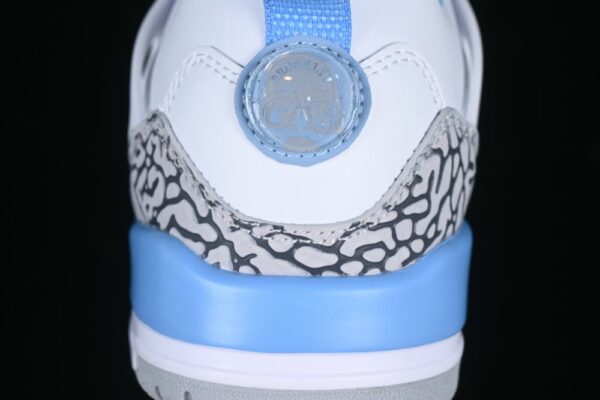 AJ Spizike Low UNC FQ1759-141
