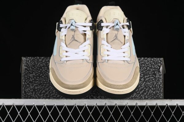 AJ Spizike Low Sand Drift Muslin HQ3439-101