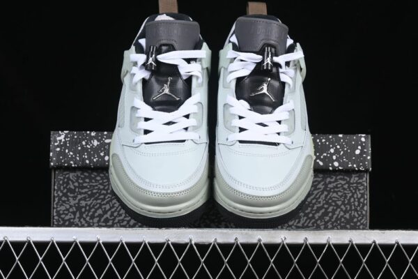 AJ Spizike Low Jade Horizon HV5969-003