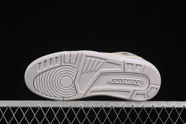 AJ Spizike Low Sanddrift Vast Grey HV6528-100