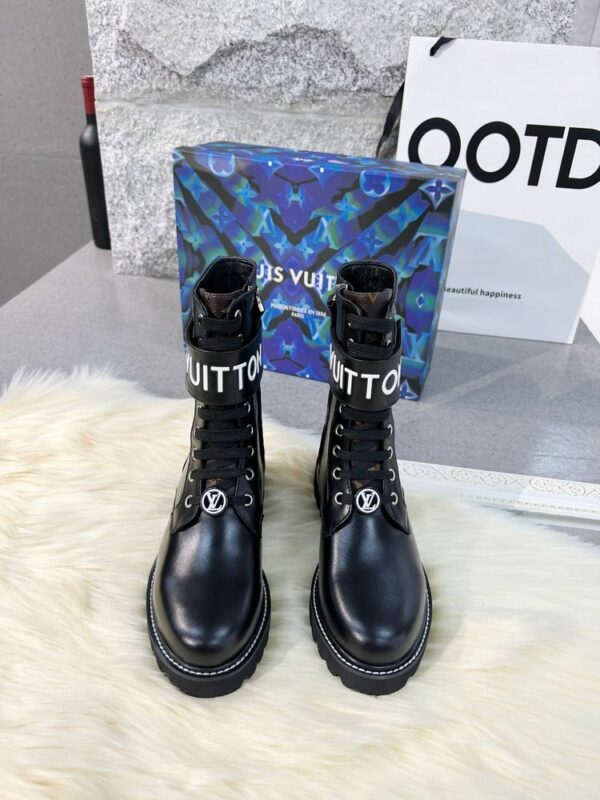 New Arrival Women LV Shoes 324