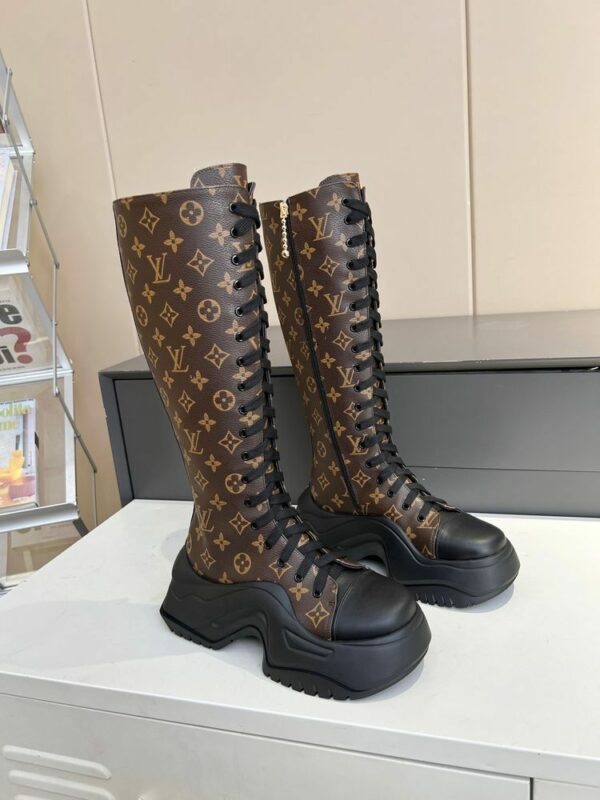 New Arrival Women LV Shoes 311