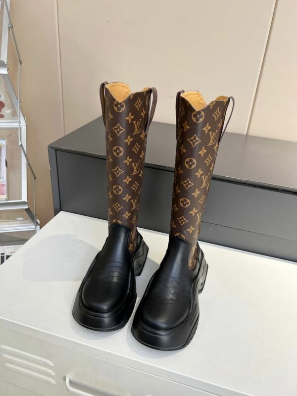 New Arrival Women LV Shoes 302