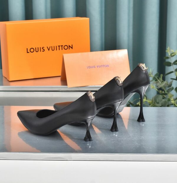 New Arrival Women LV Shoes 298