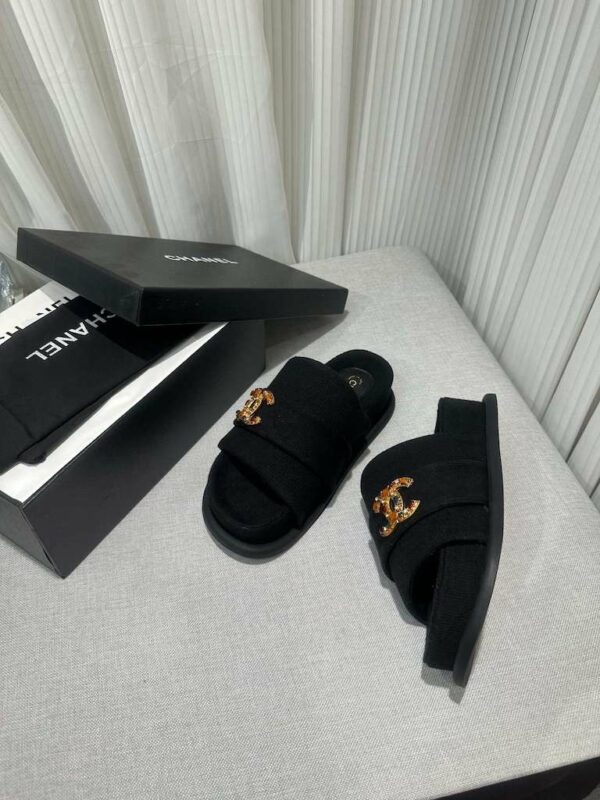New Arrival Women Slippers 059