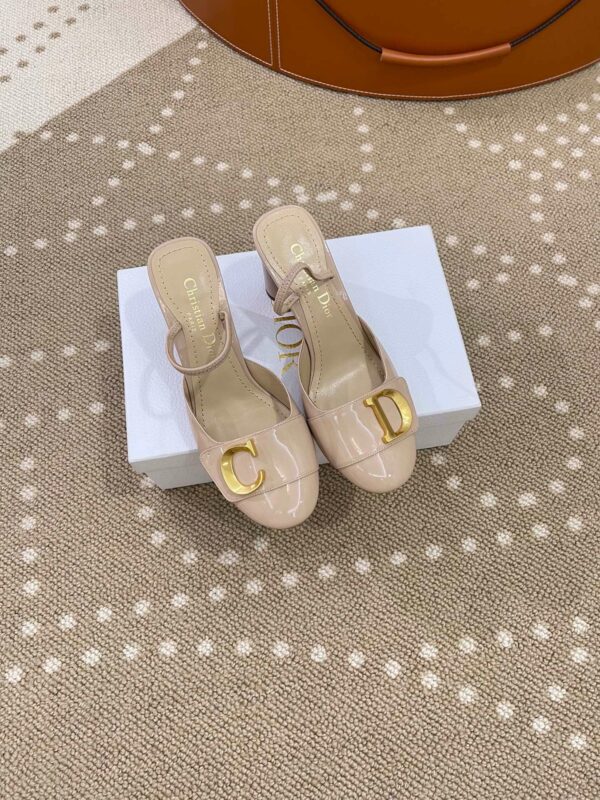 New Arrival Women Slippers 047