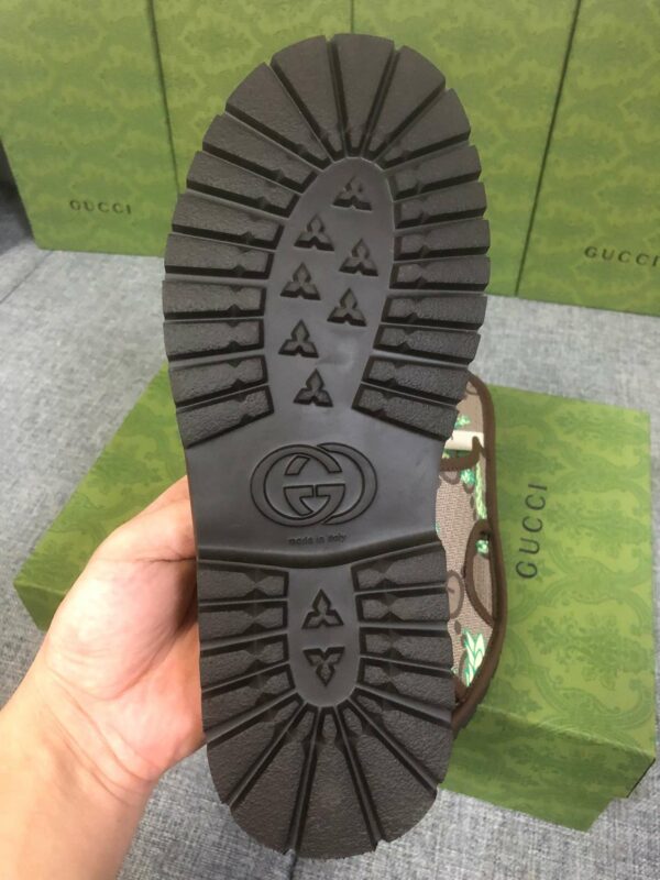 New Arrival Women Slippers 035