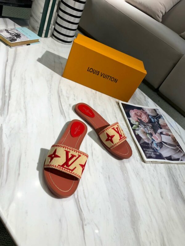 New Arrival Women Slippers 024