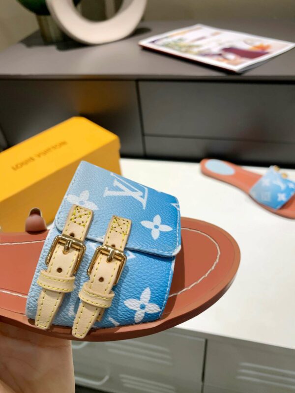 New Arrival Women Slippers 024
