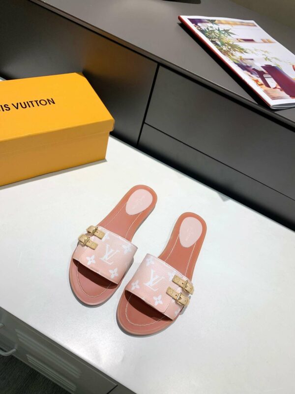 New Arrival Women Slippers 024