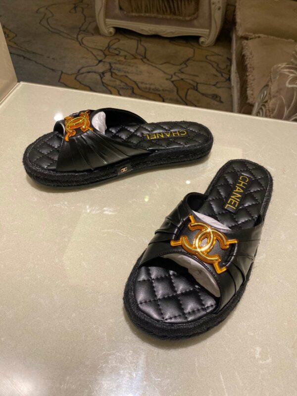 New Arrival Women Slippers 010