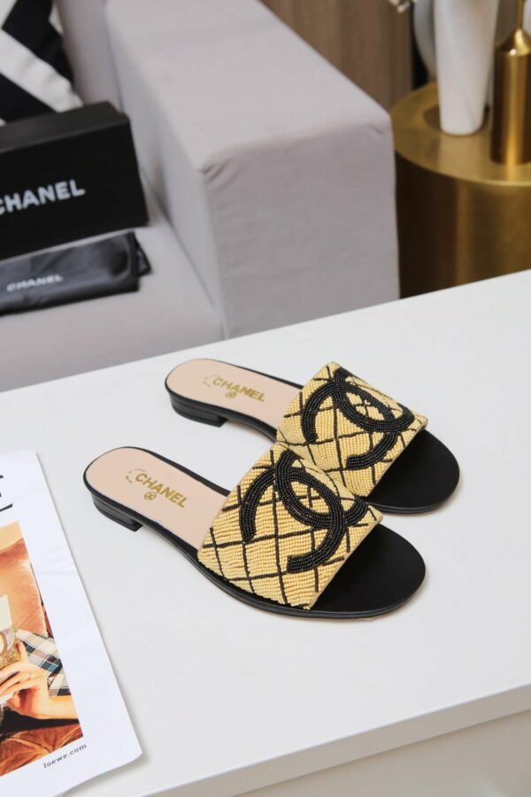 New Arrival Women Slippers 002