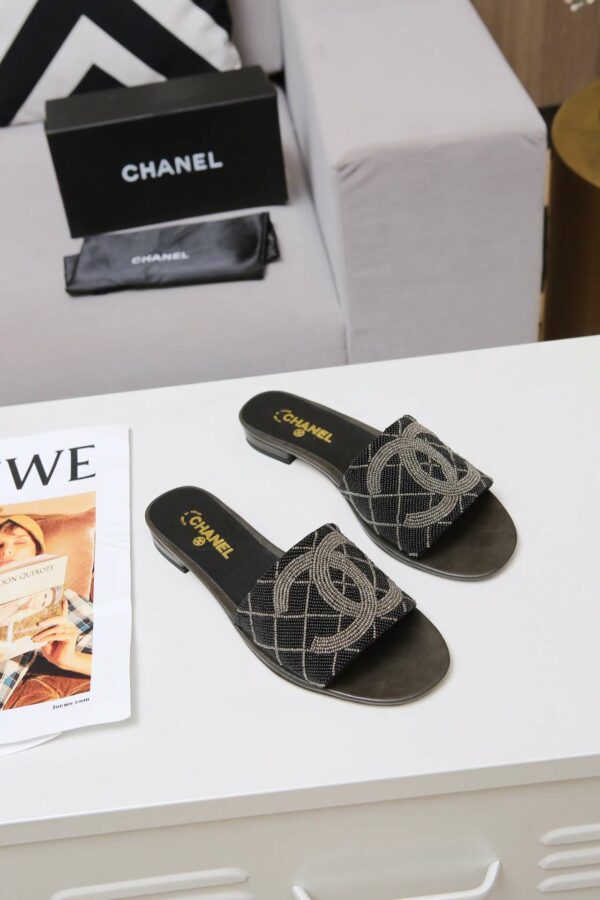 New Arrival Women Slippers 002