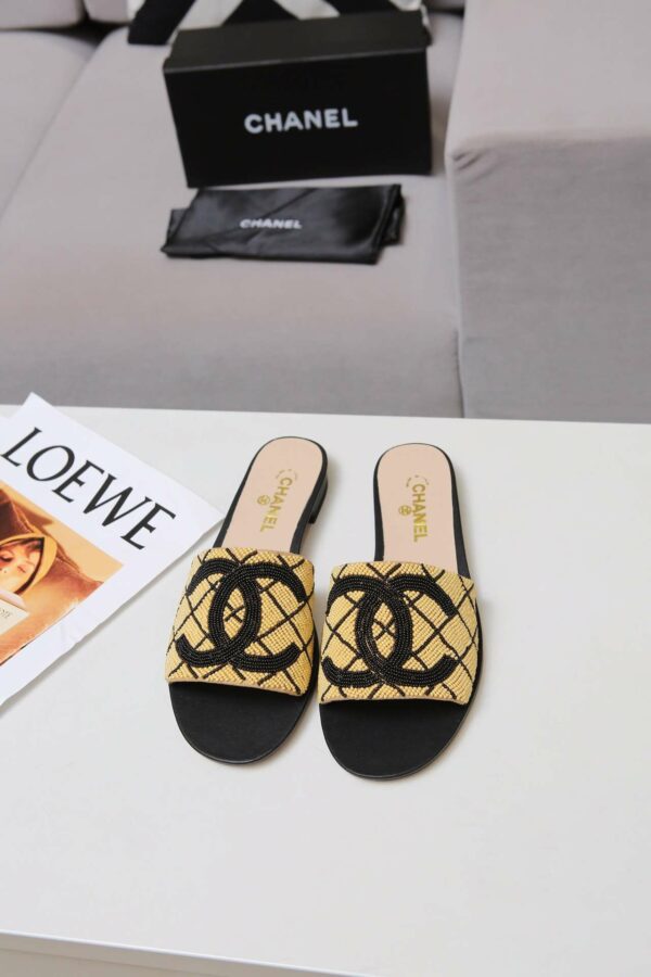 New Arrival Women Slippers 002