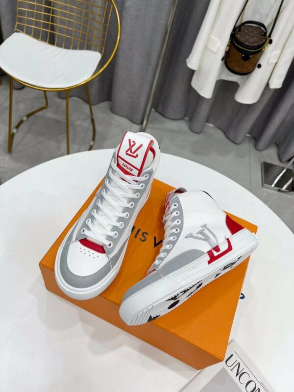 New Arrival Women LV Shoes 153