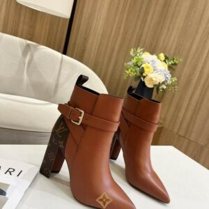 LV sz35 42 4C njd 1 1139572