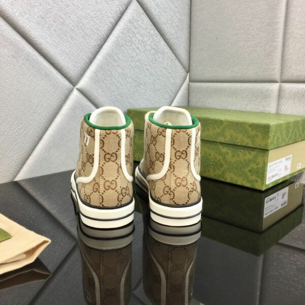 New Arrival Shoes G3262
