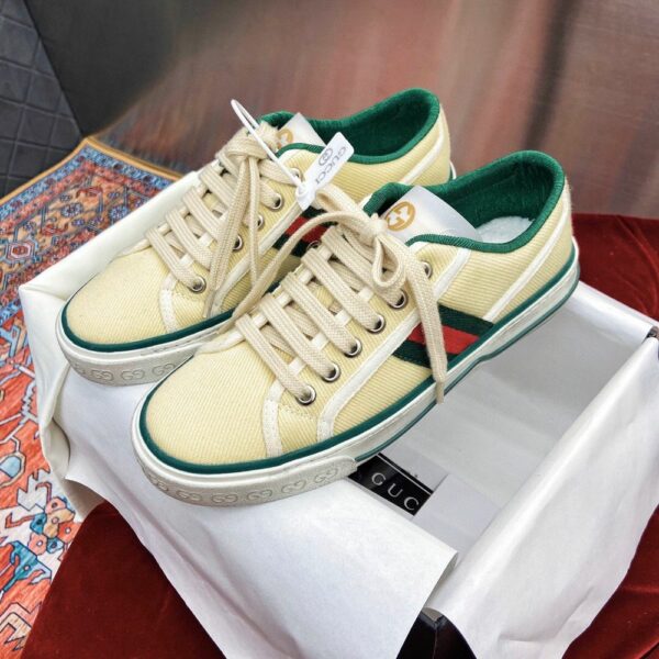 New Arrival Shoes G3031