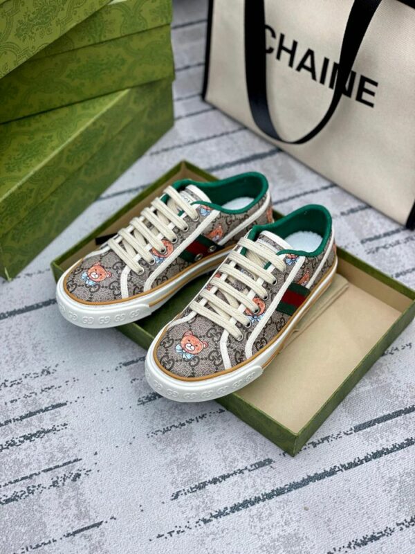 New Arrival Shoes G3030