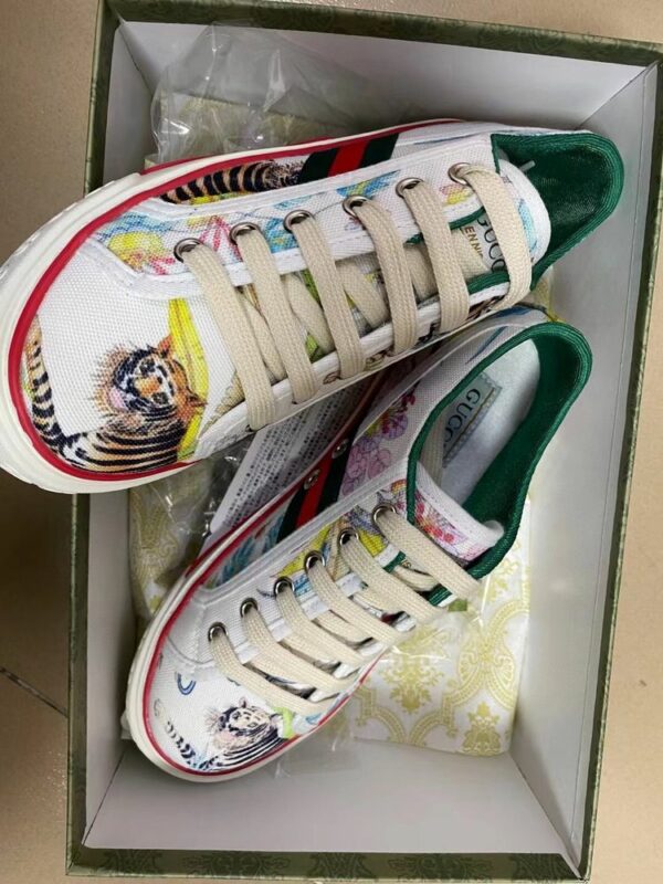 New Arrival Shoes G3029