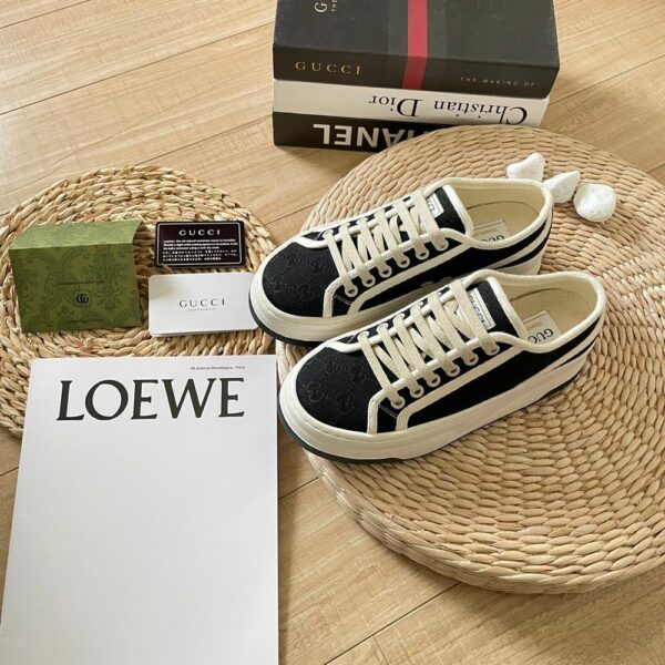 New Arrival Shoes G3202