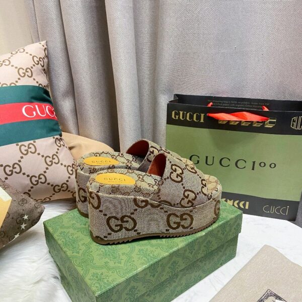 New Arrival Shoes G3023