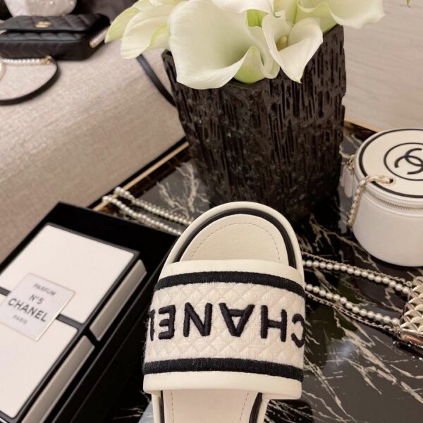 New Arrival Shoes C3130