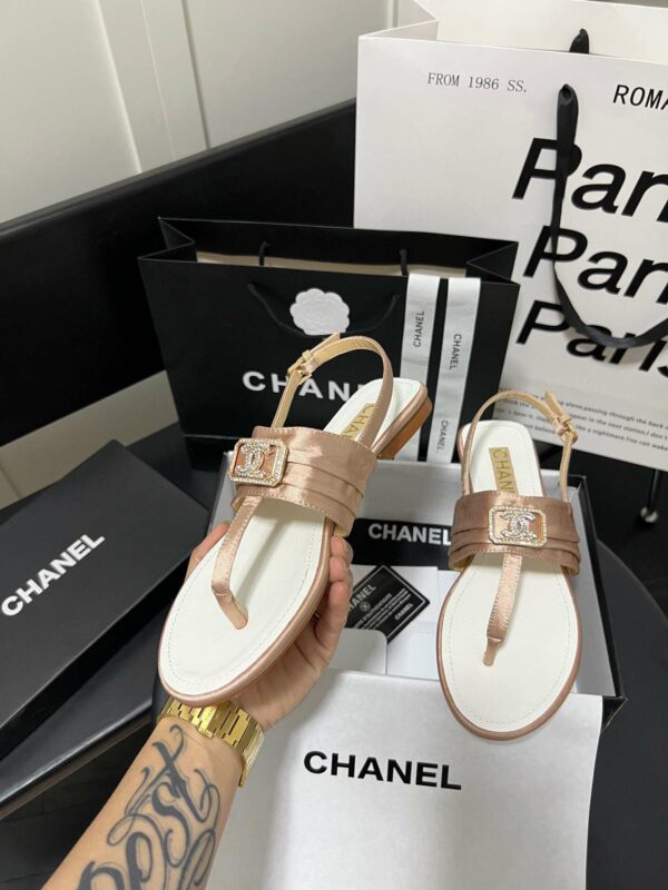 New Arrival Shoes C3110
