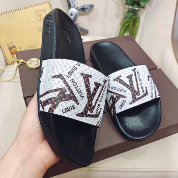 New Arrival Shoes L3030