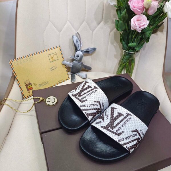 New Arrival Shoes L3030