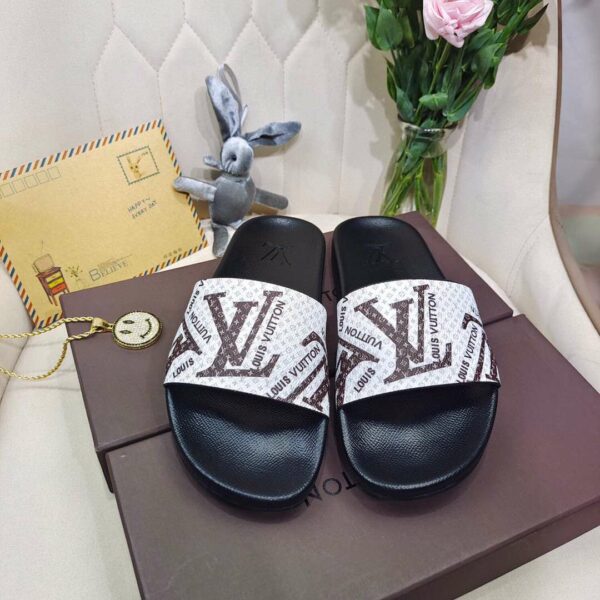 New Arrival Shoes L3030
